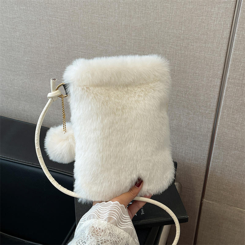 Accordion Wallet Zip - Plush Phone Bag Autumn and Winter