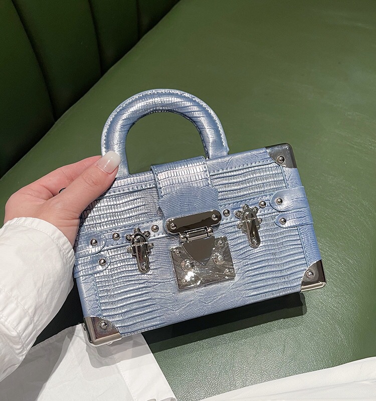 Luxury Bags Logo - Fashionable Letter Logo Designer Diaper Bag