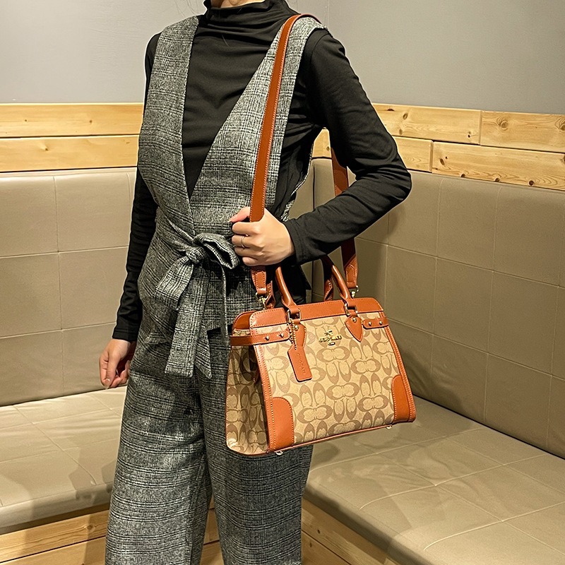 Classic Elegant Crossbody Bag  - đánh giá và giá Luxury Bags Made In China