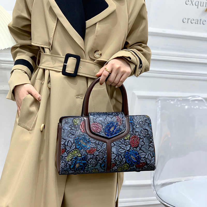 Vintage Floral Embossed Boston - đánh giá và giá Luxury Bags Vegan