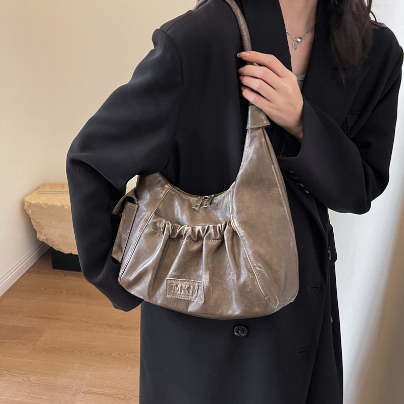 Distressed Vintage Shoulder Ba - đánh giá và giá Luxury Bags Consignment