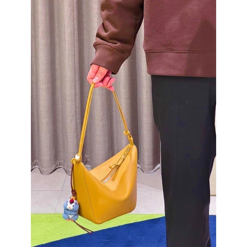 Yellow Portable Dumpling Bag W - đánh giá và giá Luxury Bags Yellow
