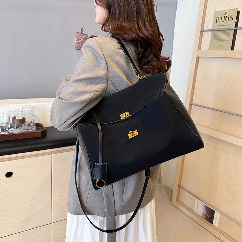 CGCBAG Vintage Designer Luxury - đánh giá và giá Luxury Bags Vintage