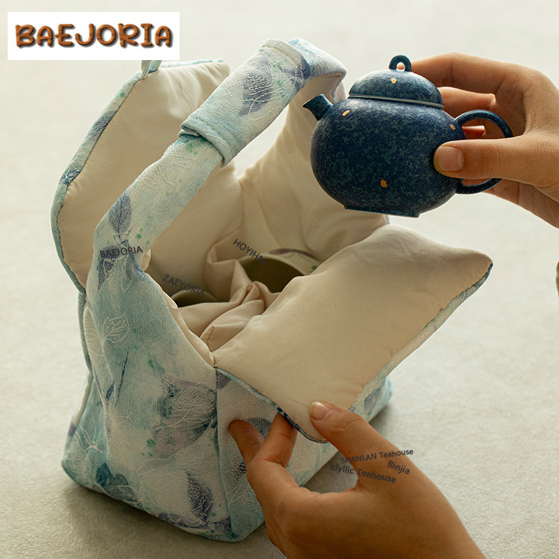 Hand-painted Blue Butterfly Tr - đánh giá và giá Luxury Bags Hand Painted