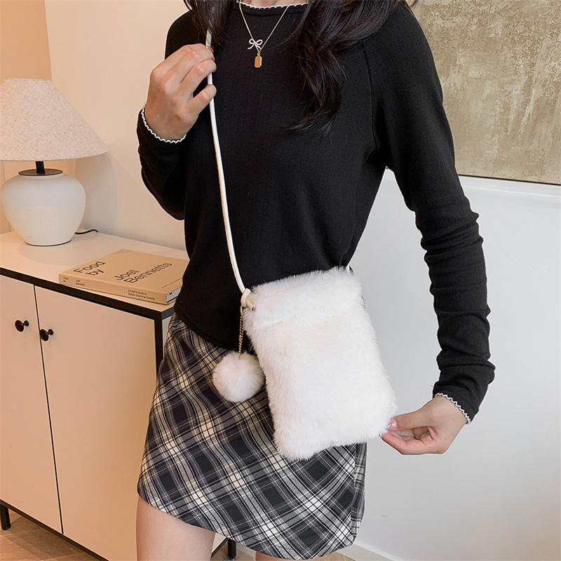 Plush Phone Bag Autumn and Win - đánh giá và giá Accordion Wallet Zip