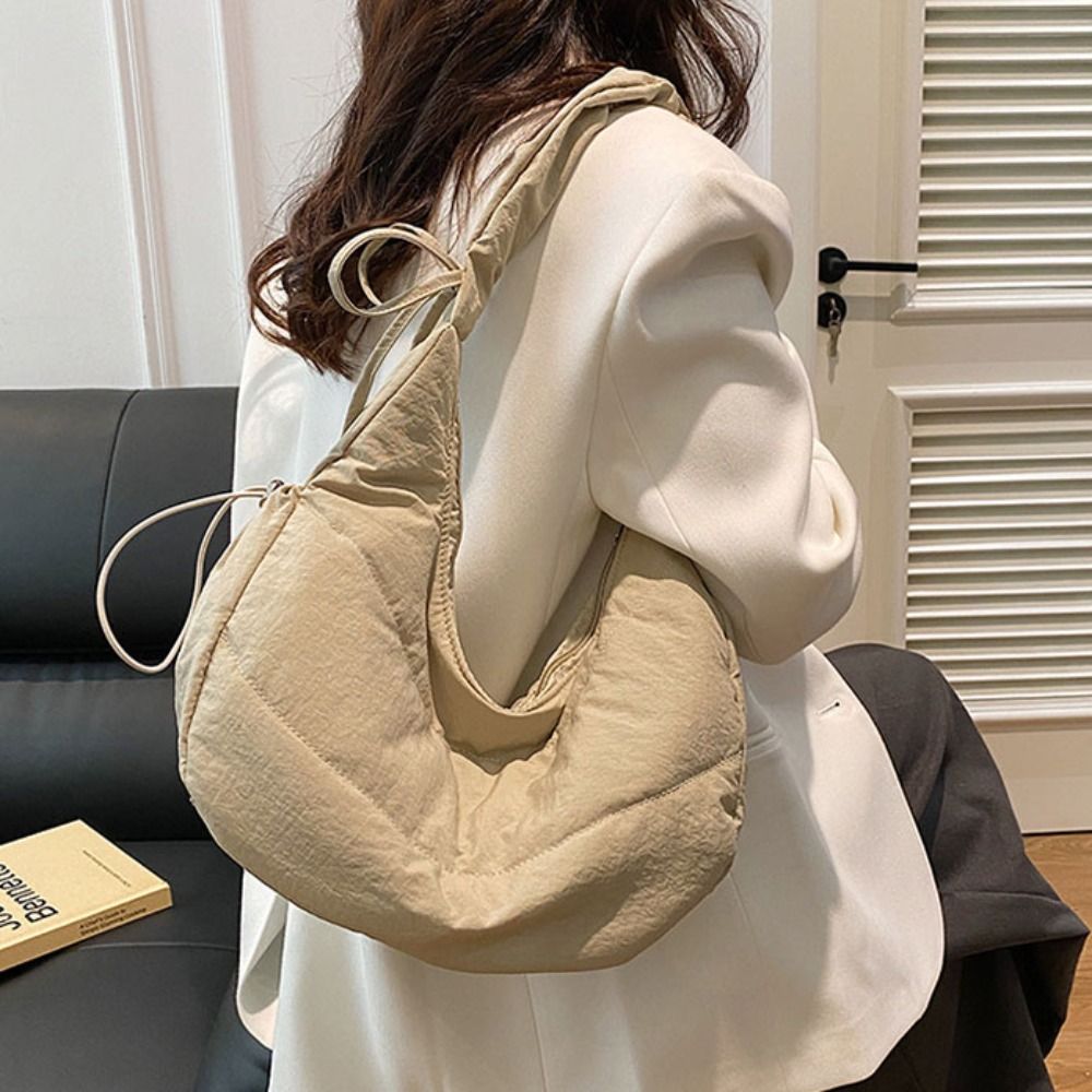 Cool Nylon Pleated Hand Bag Ko - đánh giá và giá Luxury Bags Korea