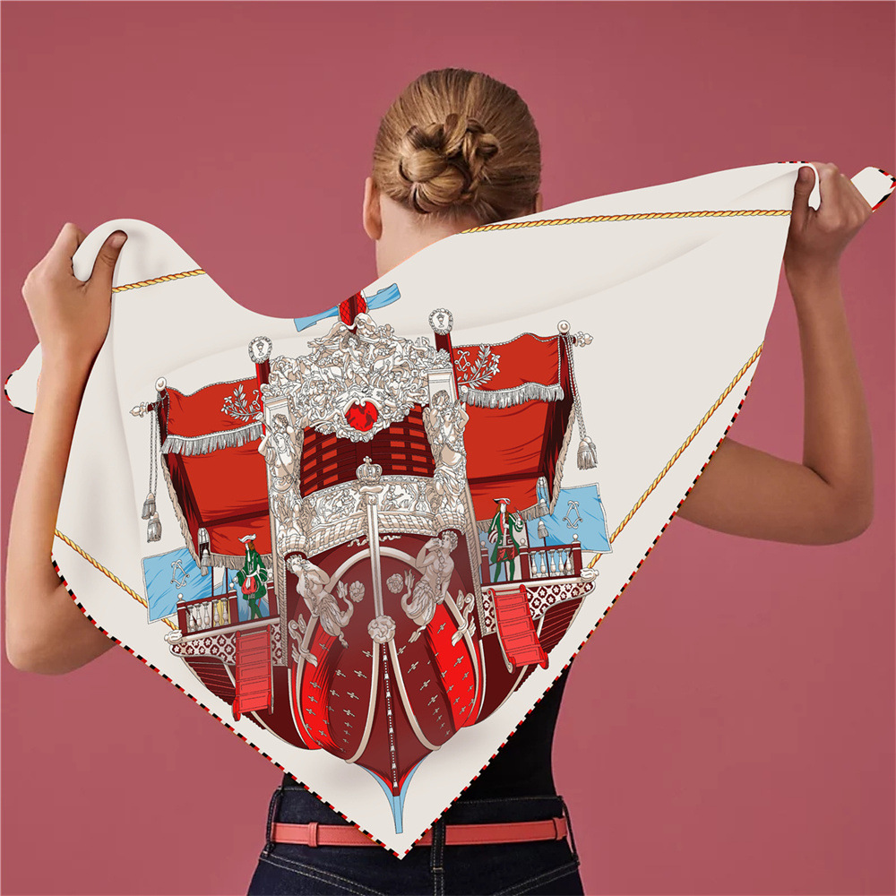 Triangle Shape Silk Twill Scar - đánh giá và giá Luxury Bags La