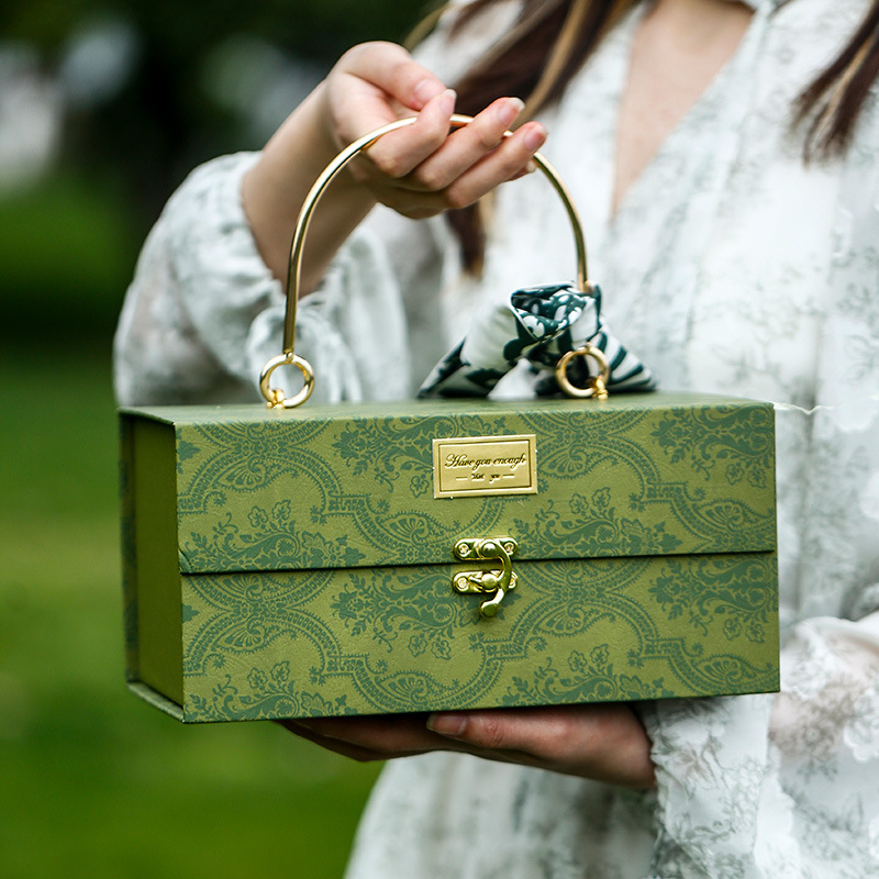 Thicken Multicolored Metal Han - đánh giá và giá Luxury Bags For School
